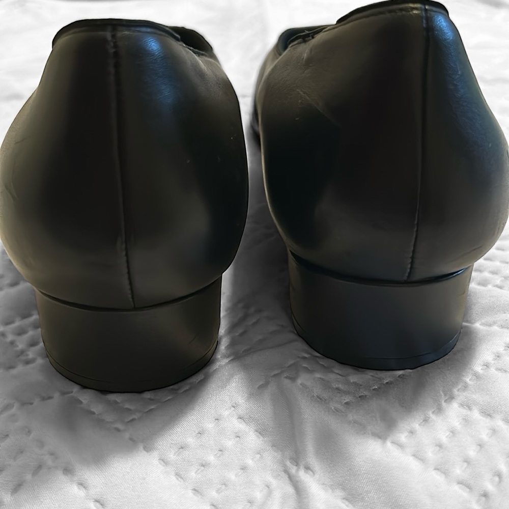 Drew Leather Pump w/ Foot-Saver Outsole - Picture 8 of 15